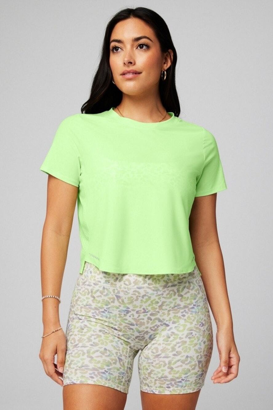New Fabletics Essential Air One Lite Short Sleeve Top Sprout size M